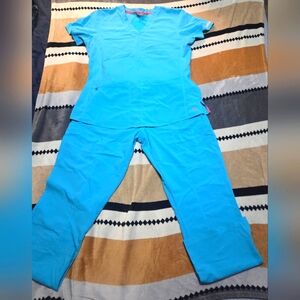 MedCouture Scrub Set